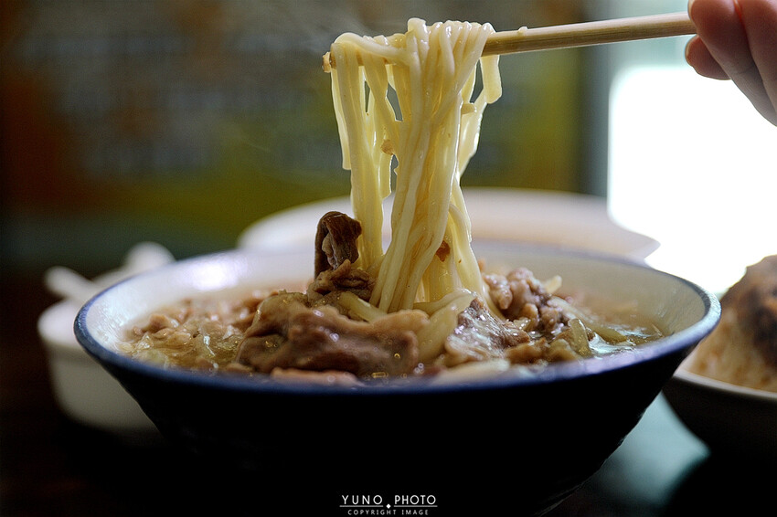 網評在地最強台式下午茶!生意好到要輸送管直送 激推鴨肉飯必點