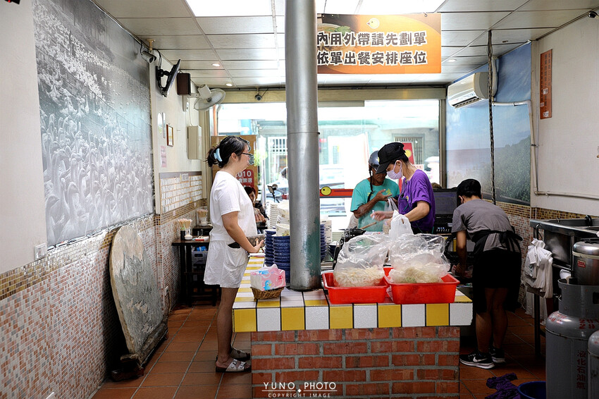 網評在地最強台式下午茶!生意好到要輸送管直送 激推鴨肉飯必點