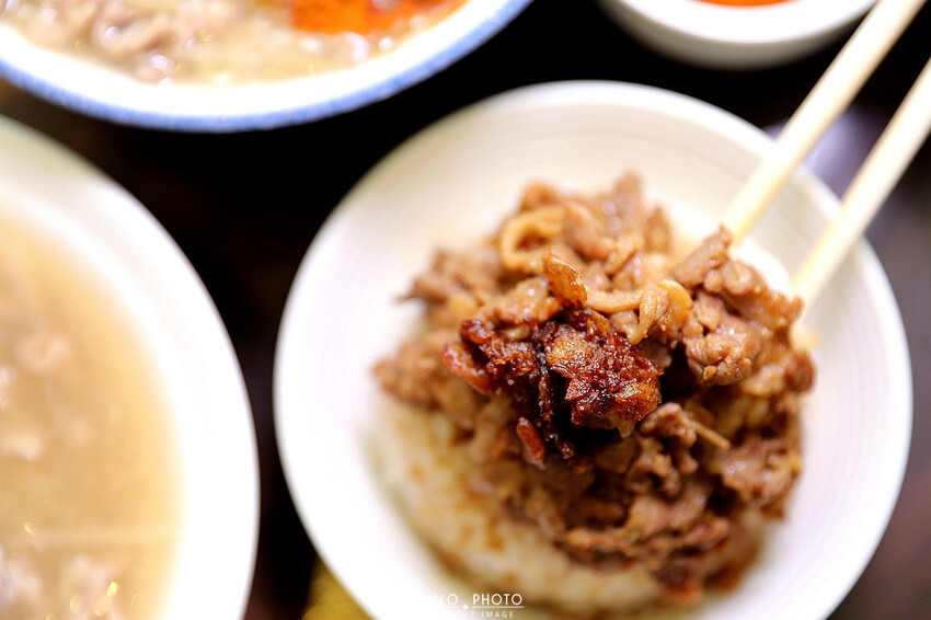 網評在地最強台式下午茶!生意好到要輸送管直送 激推鴨肉飯必點