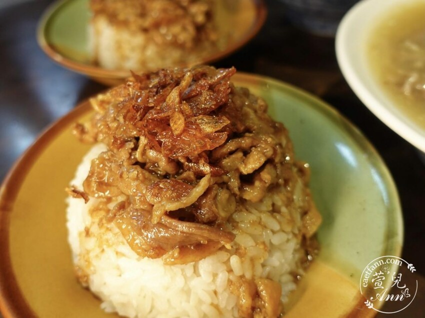 碧潭美食|新店北鴨鴨肉羹 N訪美味 紅蔥頭鴨肉燥 焦香碧潭水舞 碧潭美食 碧潭景點推薦 - 萱兒Ann玩樂生活