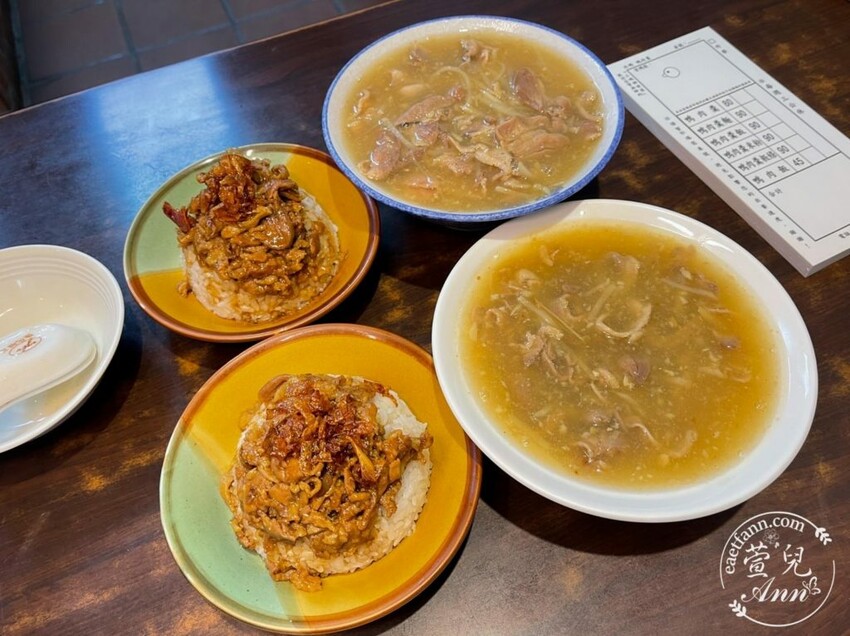 碧潭美食|新店北鴨鴨肉羹 N訪美味 紅蔥頭鴨肉燥 焦香碧潭水舞 碧潭美食 碧潭景點推薦 - 萱兒Ann玩樂生活