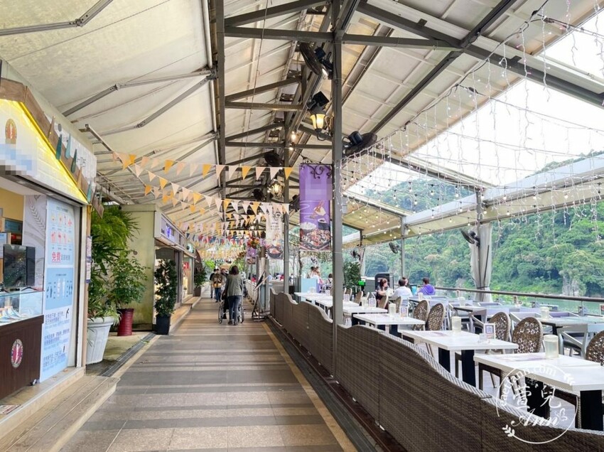 碧潭美食|新店北鴨鴨肉羹 N訪美味 紅蔥頭鴨肉燥 焦香碧潭水舞 碧潭美食 碧潭景點推薦 - 萱兒Ann玩樂生活