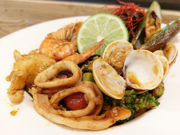 鹿角咖啡 Antler Café:鹿角咖啡Antler Café-台中南區咖啡館 文創園區周邊休憩好去處 除了享用下午茶 還有義大利麵早午餐 鹿角咖啡 Antler Café:鹿角咖啡Antler Café-台中南區咖啡館 文創園區周邊休憩好去處 除了享用下午茶 還有義大利麵早午餐