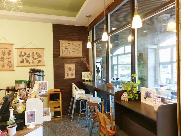 鹿角咖啡 Antler Café:鹿角咖啡Antler Café-台中南區咖啡館 文創園區周邊休憩好去處 除了享用下午茶 還有義大利麵早午餐 鹿角咖啡 Antler Café:鹿角咖啡Antler Café-台中南區咖啡館 文創園區周邊休憩好去處 除了享用下午茶 還有義大利麵早午餐