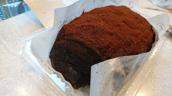 方師傅點心坊(漢神巨蛋購物廣場):高雄~方師傅V.S.奧瑪烘焙~超夯髒髒包大比拼~黑色旋風席捲全台~越髒越過癮~今天你髒了沒?? 方師傅點心坊(漢神巨蛋購物廣場):高雄~方師傅V.S.奧瑪烘焙~超夯髒髒包大比拼~黑色旋風席捲全台~越髒越過癮~今天你髒了沒??