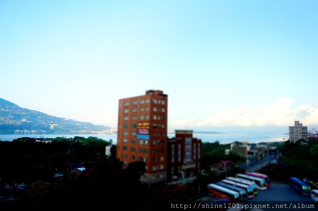 淡水亞太飯店 淡水景點 淡水美食 賞櫻紫藤花 三生步道桐花 沙崙沙灘 六塊厝漁港 老梅綠石槽