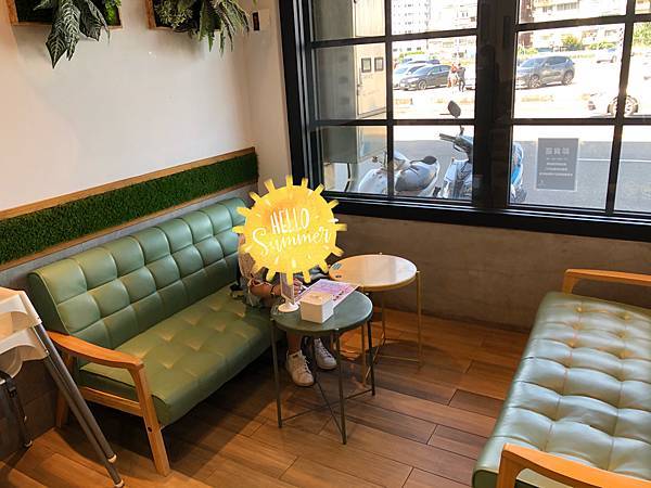 [ 竹北早午餐 ] 日光豆漿 - 竹北店/黑芝麻燒餅/老麵豆漿Q饅堡/豆漿吐司/豆漿漢堡/飯糰/酥皮蛋捲餅