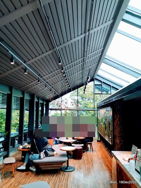 「 Starbucks Coffee 淡水雲門店」, Tamsui, Hsinpei, Dec 19, 2020. SJKen