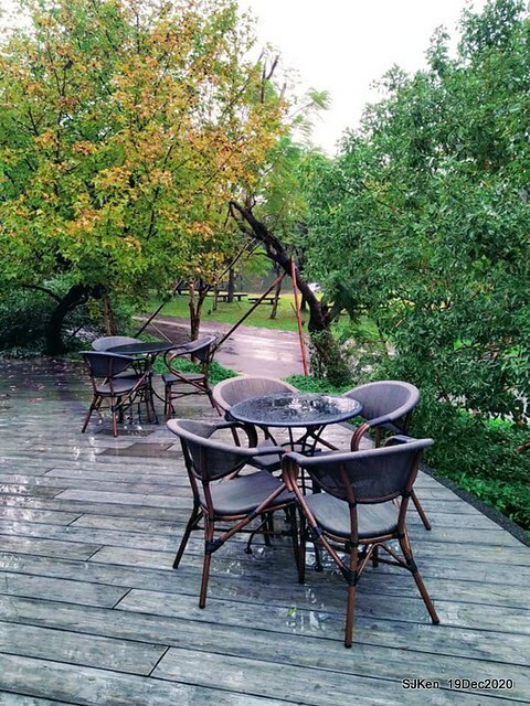 「 Starbucks Coffee 淡水雲門店」, Tamsui, Hsinpei, Dec 19, 2020. SJKen