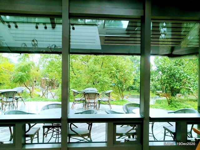 「 Starbucks Coffee 淡水雲門店」, Tamsui, Hsinpei, Dec 19, 2020. SJKen