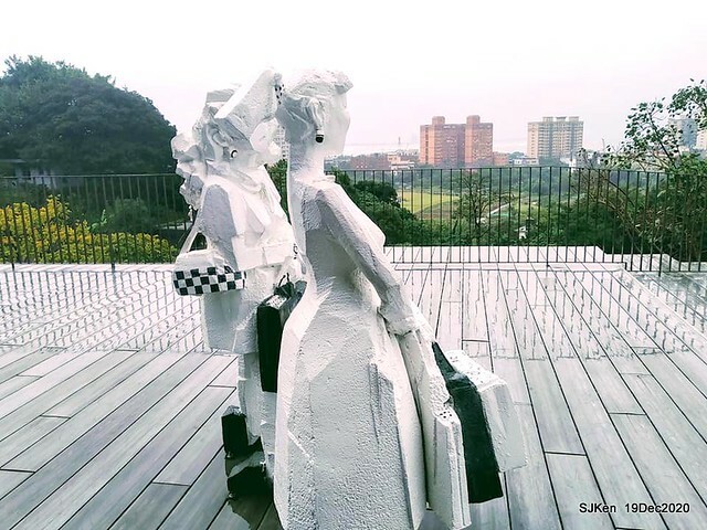 「 Starbucks Coffee 淡水雲門店」, Tamsui, Hsinpei, Dec 19, 2020. SJKen