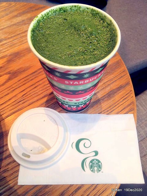 「 Starbucks Coffee 淡水雲門店」, Tamsui, Hsinpei, Dec 19, 2020. SJKen