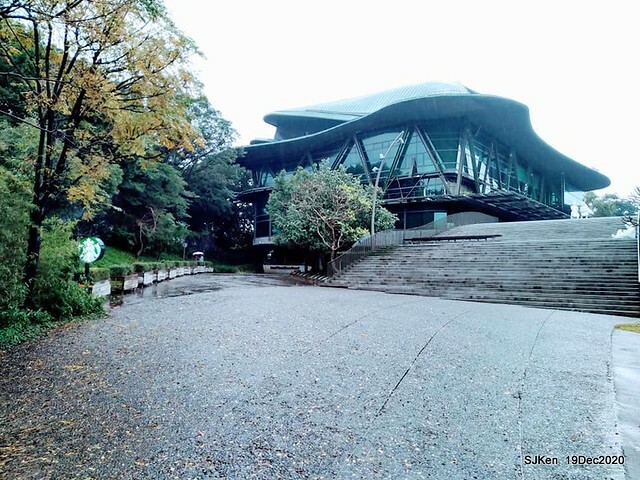 「 Starbucks Coffee 淡水雲門店」, Tamsui, Hsinpei, Dec 19, 2020. SJKen
