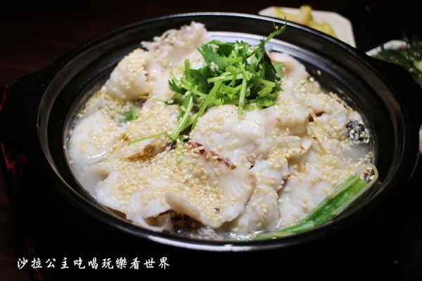 燒椒 香辣片片魚-川味麻辣:新莊美食『燒椒 香辣片片魚』麻辣魚餐廳/川味麻辣/白飯、飲料、冰淇淋吃到飽/新鮮活魚美式料理/個人商業套餐168元