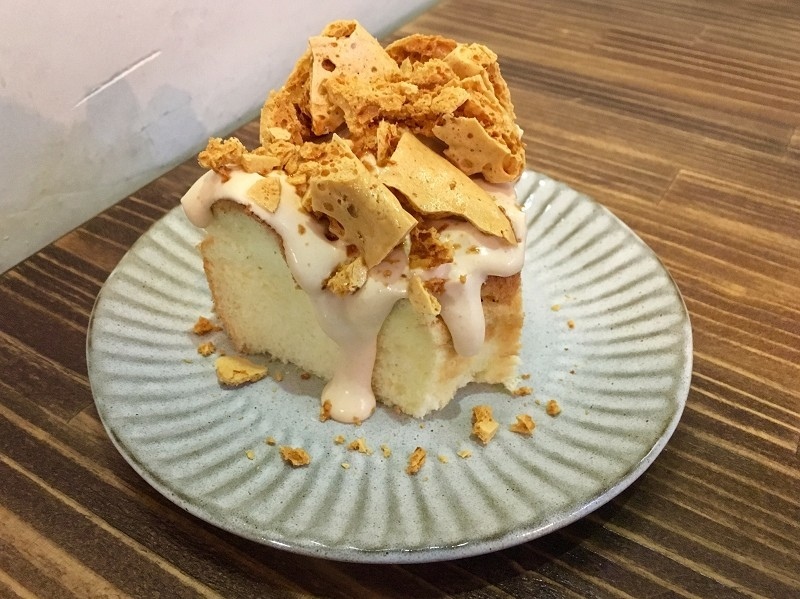 【台北｜台電大樓站】羊毛與花 溫州店＿焦糖脆片戚風與抹茶香蕉溫蛋糕值得一試＿不限時、提供插座及Wi-Fi