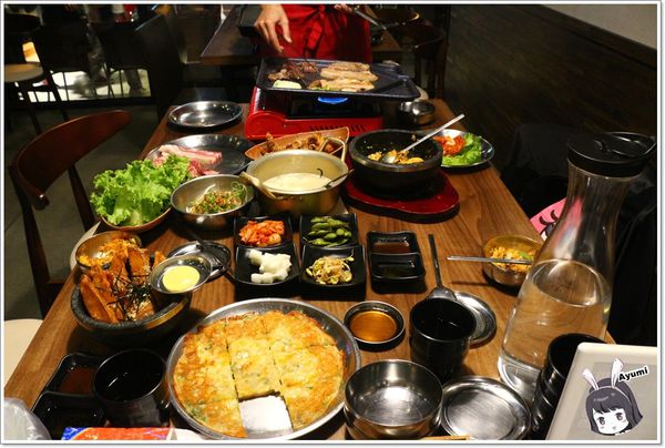 大韓名鍋韓國烤肉：[食記]►台南東區◄大韓名鍋－超值799雙人套餐/相約來烤肉打卡送肉肉/韓國小菜無限可續/韓國料理/韓國烤肉