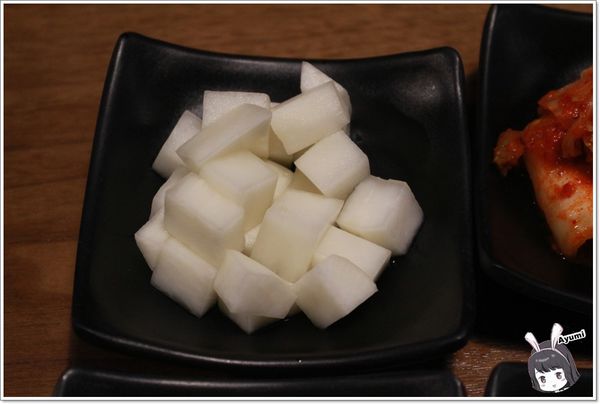 大韓名鍋韓國烤肉：[食記]►台南東區◄大韓名鍋－超值799雙人套餐/相約來烤肉打卡送肉肉/韓國小菜無限可續/韓國料理/韓國烤肉