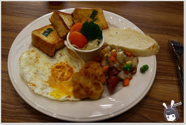 觀品一乙居坊：[南投兩天一夜小輕旅]埔里觀品一乙居坊民宿→日月潭文武廟→日月潭葉家香香菇茶葉蛋→日月潭玄奘寺