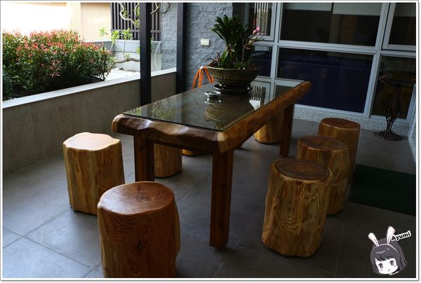 觀品一乙居坊：[南投兩天一夜小輕旅]埔里觀品一乙居坊民宿→日月潭文武廟→日月潭葉家香香菇茶葉蛋→日月潭玄奘寺