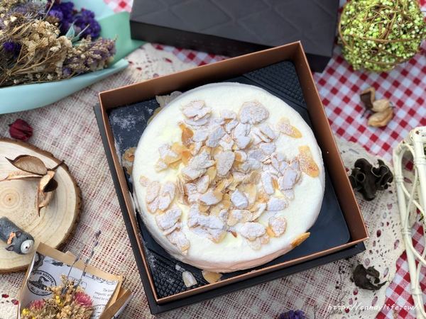 旅禾 泡芙之家：台中美食│旅禾 泡芙之家〃台中生日蛋糕推薦!!價格親民又好吃，現在還有推出母親節蛋糕優惠唷～