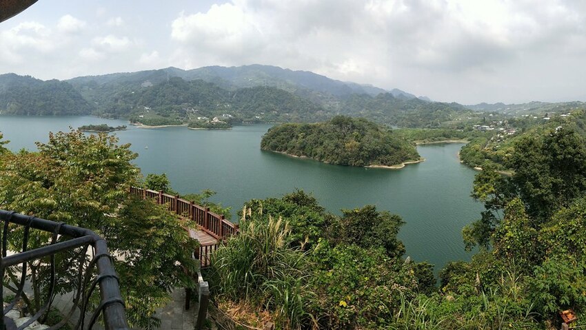 美力媽帶著孩子去露營,親子露營,湖畔露營,鯉魚潭露營,星空露營