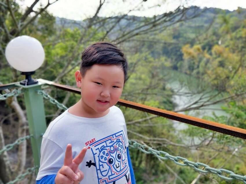 美力媽帶著孩子去露營,親子露營,湖畔露營,鯉魚潭露營,星空露營