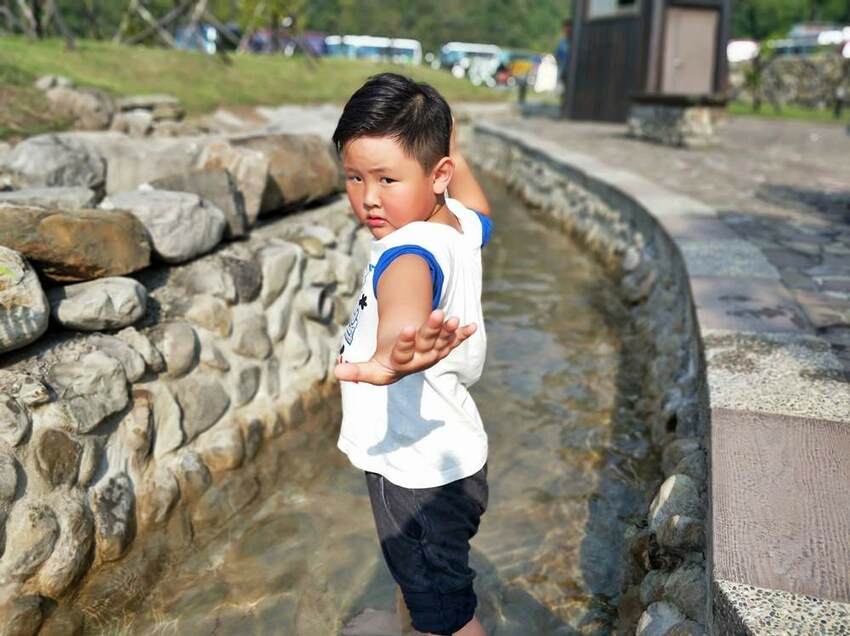 美力媽帶著孩子去露營,親子露營,湖畔露營,鯉魚潭露營,星空露營