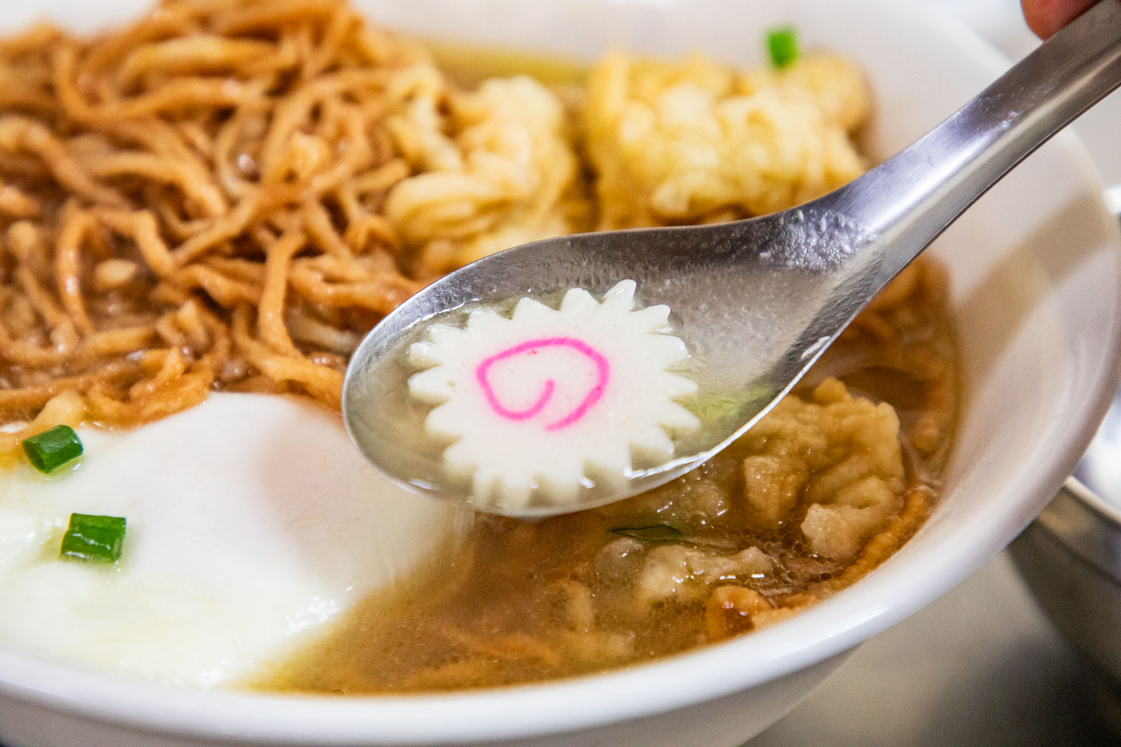 高CP值霸主！醇涎坊古早味鍋燒意麵～台南人大排長龍的銅板美食