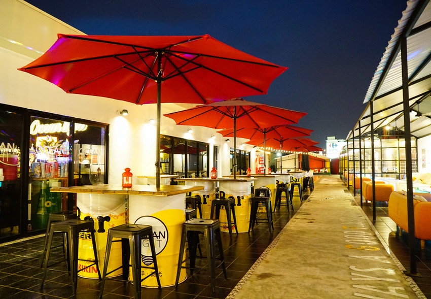 [高雄]海洋微光Ocean Light-都市秘境紅燈塔夜景~高雄最浪漫景觀餐廳 - 美食好芃友