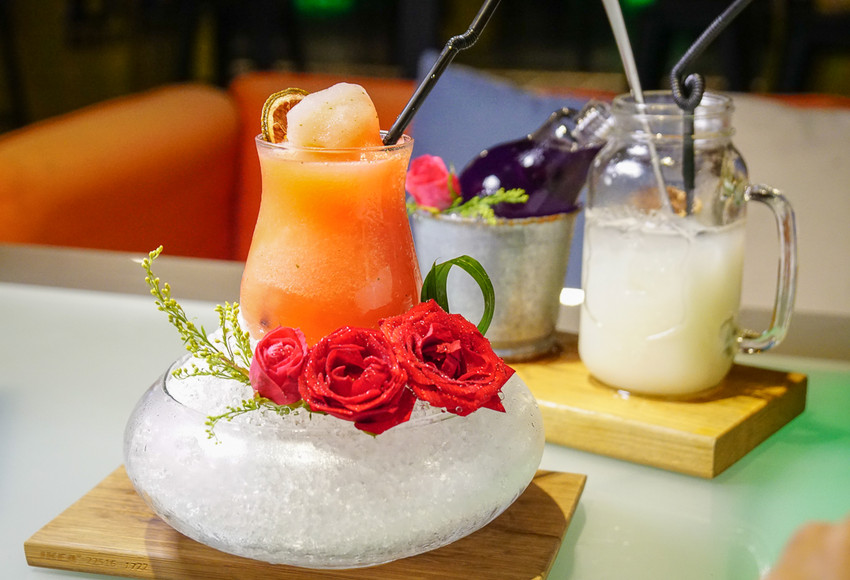 [高雄]海洋微光Ocean Light-都市秘境紅燈塔夜景~高雄最浪漫景觀餐廳 - 美食好芃友