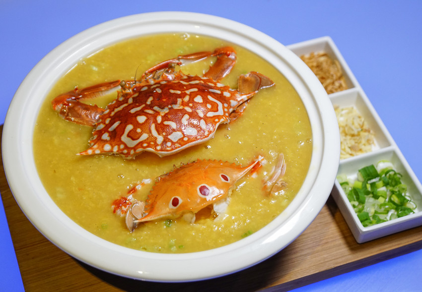 [高雄]海洋微光Ocean Light-都市秘境紅燈塔夜景~高雄最浪漫景觀餐廳 - 美食好芃友