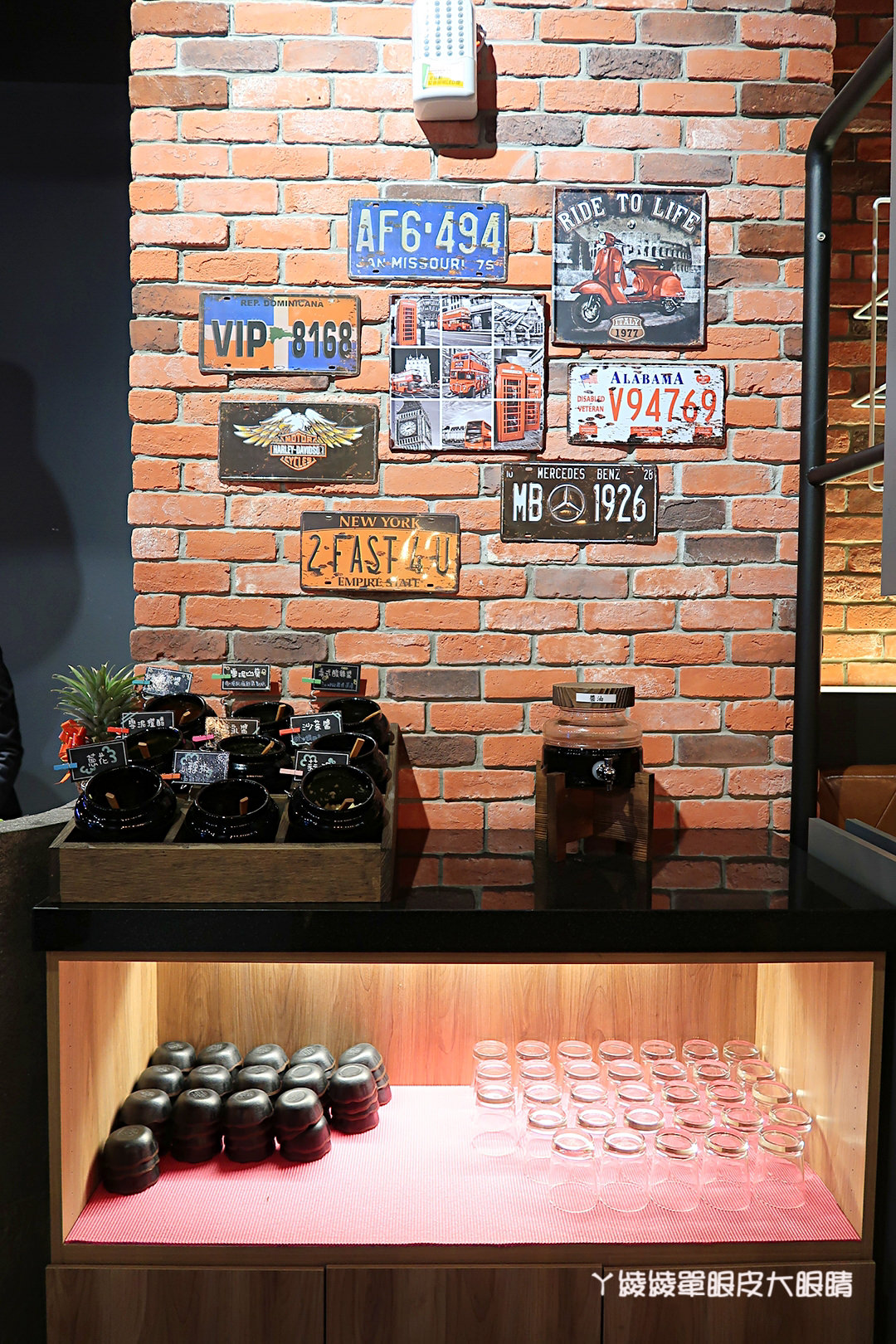 新竹火鍋推薦極鼎鮮鍋物！活跳跳的波士頓龍蝦自己撈，大肉盤吃到不要不要，巨城附近新開幕東大路上火鍋