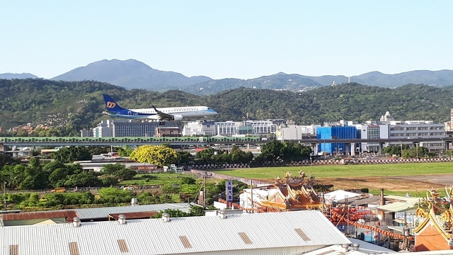20180329_164141.jpg - 台北華山展+看飛機
