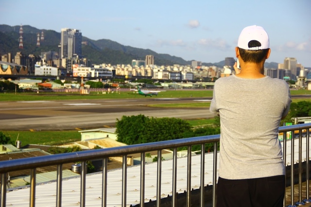 LRG_IMG_5908.JPG - 台北華山展+看飛機