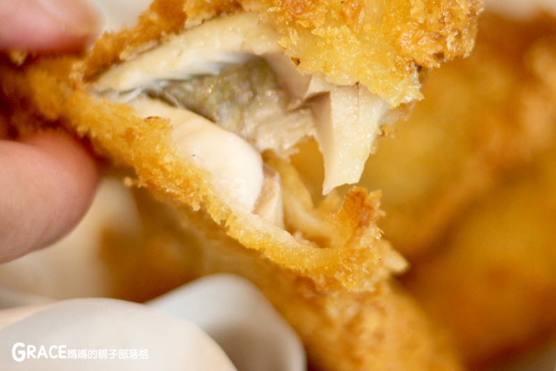  gogoroll-大直日式料理美食推薦-家庭式餐廳-日本壽司墨西哥捲-日式丼飯炸物-壽司捲餅-夏威夷丼飯-日式丼飯-實踐大學學生商圈-大直圖書館附進-近大直捷運站1號出口-免費外送-斜角巷桌遊店1樓-台灣旅遊美食親子部落客grace媽媽的親子部落格