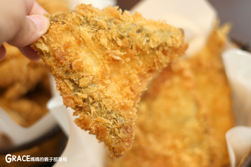  gogoroll-大直日式料理美食推薦-家庭式餐廳-日本壽司墨西哥捲-日式丼飯炸物-壽司捲餅-夏威夷丼飯-日式丼飯-實踐大學學生商圈-大直圖書館附進-近大直捷運站1號出口-免費外送-斜角巷桌遊店1樓-台灣旅遊美食親子部落客grace媽媽的親子部落格