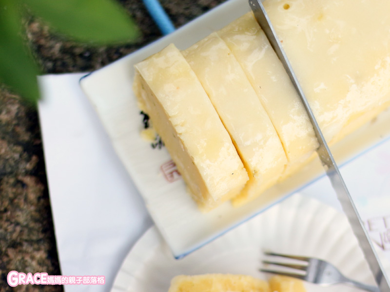 團購宅配下午茶美食推薦-榮星花園-特色公園野餐-英文自然發音桌遊野餐墊-夢想花園手作烘焙坊-老奶奶檸檬磅蛋糕-好吃彌月蛋糕推薦-酸酸甜甜幸福甜蜜的滋味-人氣手作甜點店-台灣旅遊美食親子部落客grace媽媽的親子部落格
