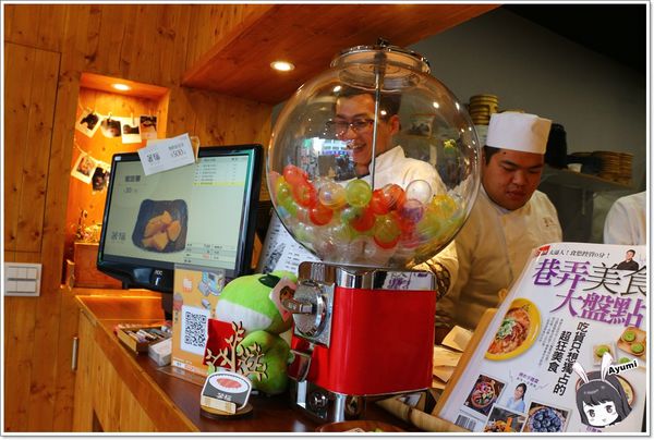 箸福 手作壽司丼飯：[食記]►高雄鳳山區◄箸福•手作壽司丼飯－喜歡吃丼飯跟壽司的朋友們有福啦～櫻花蝦季當道，快來嚐鮮XD
