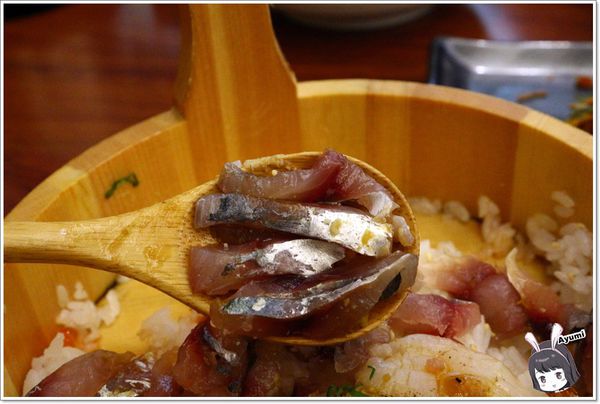 箸福 手作壽司丼飯：[食記]►高雄鳳山區◄箸福•手作壽司丼飯－喜歡吃丼飯跟壽司的朋友們有福啦～櫻花蝦季當道，快來嚐鮮XD