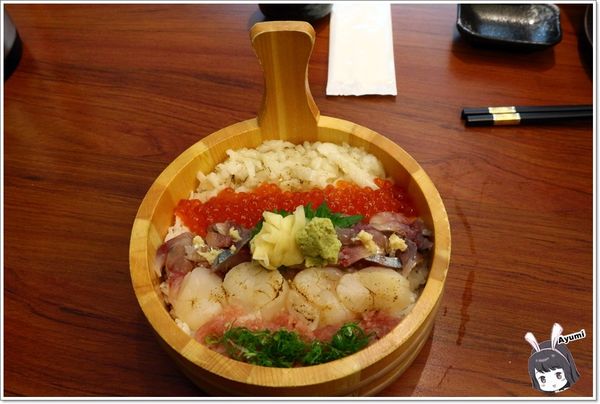 箸福 手作壽司丼飯：[食記]►高雄鳳山區◄箸福•手作壽司丼飯－喜歡吃丼飯跟壽司的朋友們有福啦～櫻花蝦季當道，快來嚐鮮XD