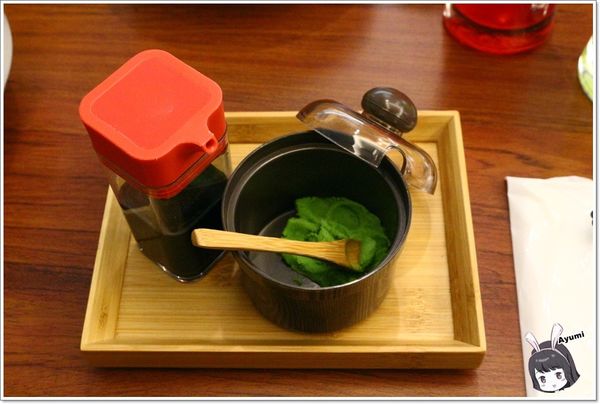 箸福 手作壽司丼飯：[食記]►高雄鳳山區◄箸福•手作壽司丼飯－喜歡吃丼飯跟壽司的朋友們有福啦～櫻花蝦季當道，快來嚐鮮XD