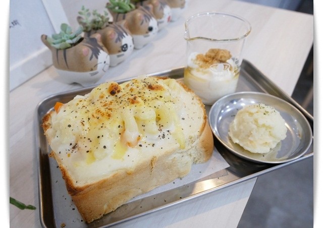 「厚厚一片」可愛的厚片吐司專賣店 ♡