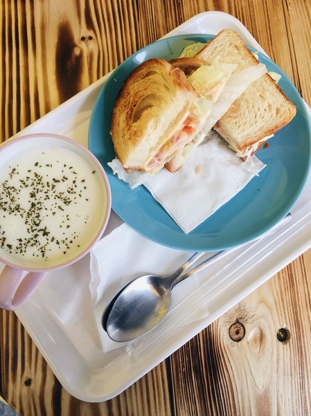 HARU cafe 哈露咖啡：HARU cafe 哈露咖啡-高雄前鎮平價高CP值咖啡店