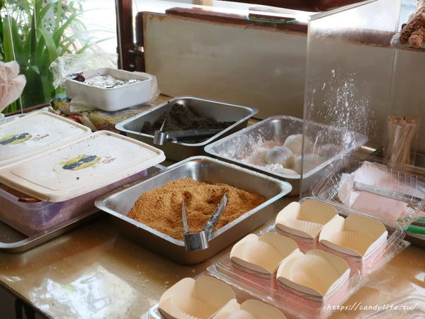 和日。手作：台中美食│和日。手作〃IG熱門打卡點!!台中也有美美的草莓大福啦~