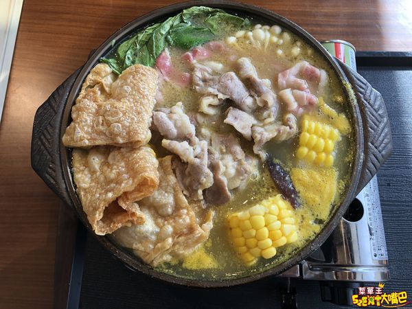 Art Lynn 無己之凡生活空間：三義美食景點特色餐廳》無己之凡生活空間菜單價位大公開！與變形金剛來個秘密約會的特色文創餐廳～苗栗三義必吃美食小吃餐廳推薦。