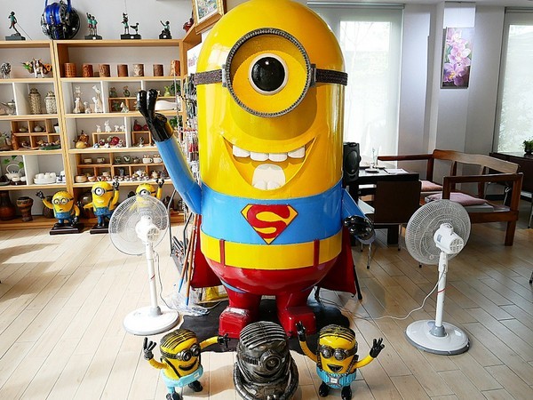 Art Lynn 無己之凡生活空間：Art Lynn 無己之凡生活空間-苗栗三義世外桃源  環保藝術在這邊體現  諾大的空間除了用餐還有許多藝術品可以欣賞