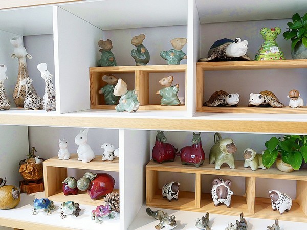 Art Lynn 無己之凡生活空間：Art Lynn 無己之凡生活空間-苗栗三義世外桃源  環保藝術在這邊體現  諾大的空間除了用餐還有許多藝術品可以欣賞