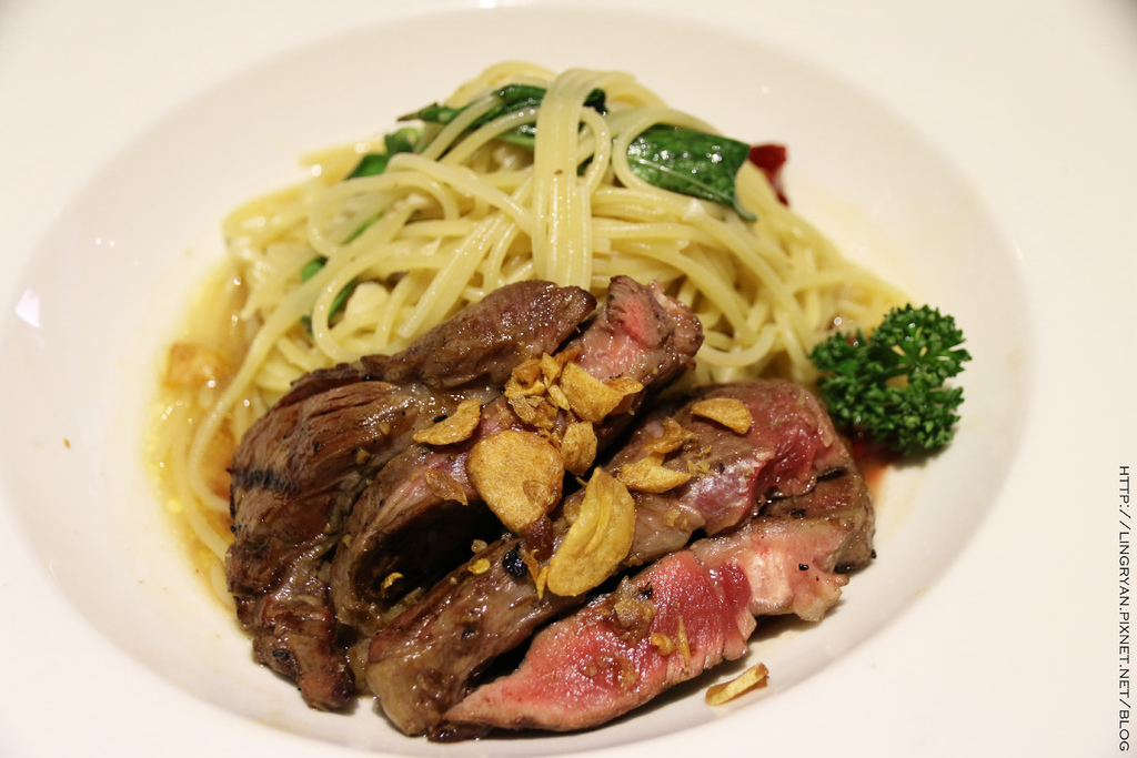 新北。新莊│BUNA CAF'E 布納咖啡館,不限時咖啡館推薦,花藝歐風咖啡館-無國界料理;咖啡/輕食/早午餐/義大利麵/燉飯/排餐通通有!! 新北。新莊│BUNA CAF'E 布納咖啡館,不限時咖啡館推薦,花藝歐風咖啡館-無國界料理;咖啡/輕食/早午餐/義大利麵/燉飯/排餐通通有!!