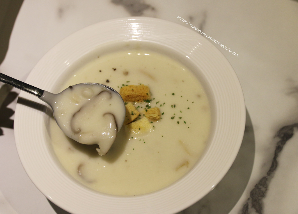 新北。新莊│BUNA CAF'E 布納咖啡館,不限時咖啡館推薦,花藝歐風咖啡館-無國界料理;咖啡/輕食/早午餐/義大利麵/燉飯/排餐通通有!! 新北。新莊│BUNA CAF'E 布納咖啡館,不限時咖啡館推薦,花藝歐風咖啡館-無國界料理;咖啡/輕食/早午餐/義大利麵/燉飯/排餐通通有!!