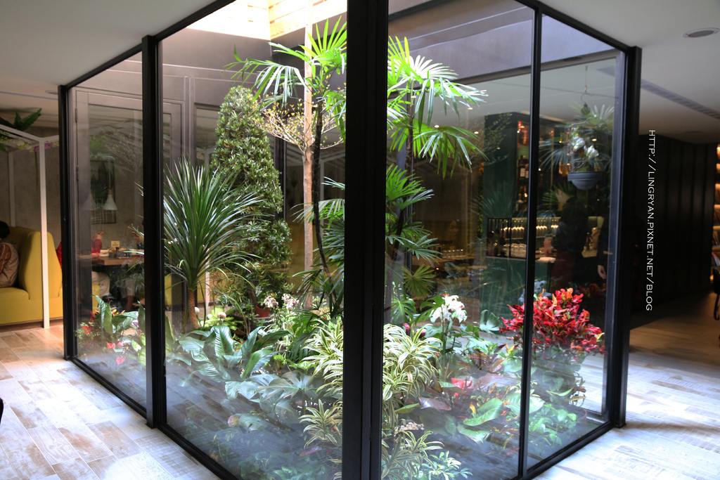 新北。新莊│BUNA CAF'E 布納咖啡館,不限時咖啡館推薦,花藝歐風咖啡館-無國界料理;咖啡/輕食/早午餐/義大利麵/燉飯/排餐通通有!!(近新莊捷運站,附MENU) IMG_4976_副本.jpg